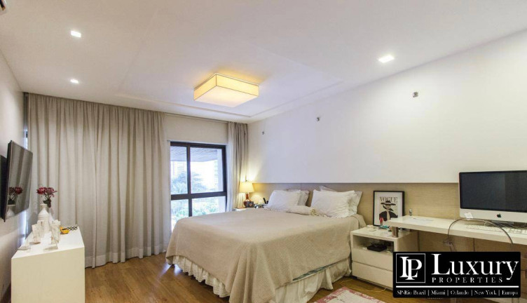 Imagem Apartamento com 3 Quartos à Venda, 330 m² em Barra Da Tijuca - Rio De Janeiro Imagem Apartamento com 3 Quartos à Venda, 330 m² em Barra Da Tijuca - Rio De Janeiro