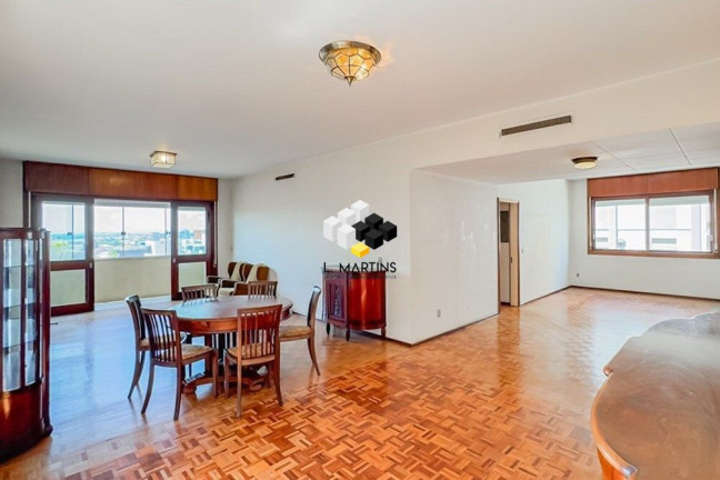 Apartamento com 3 Quartos à Venda, 217 m² em Independência - Porto Alegre