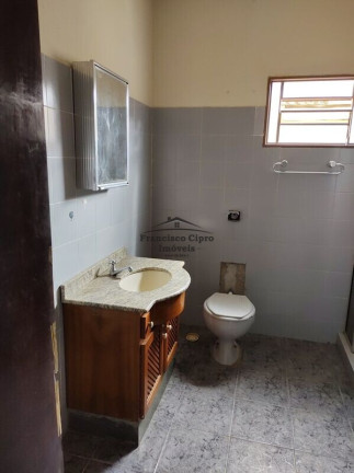 Imagem Casa com 3 Quartos à Venda, 220 m² em Belveder Clube Dos 500 - Guaratinguetá Imagem Casa com 3 Quartos à Venda, 220 m² em Belveder Clube Dos 500 - Guaratinguetá