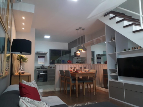 Imagem Sobrado com 2 Quartos à Venda, 54 m² em Bom Retiro - Bragança Paulista