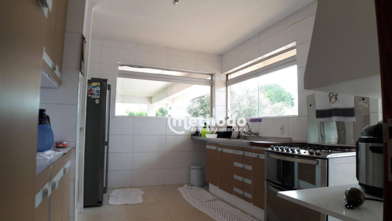 Imagem Casa com 6 Quartos à Venda, 302 m² em Taquaral - Campinas Imagem Casa com 6 Quartos à Venda, 302 m² em Taquaral - Campinas