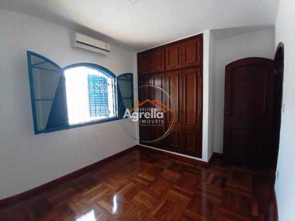Imagem Casa com 3 Quartos à Venda, 252 m² em Vila Melo - Mogi Mirim