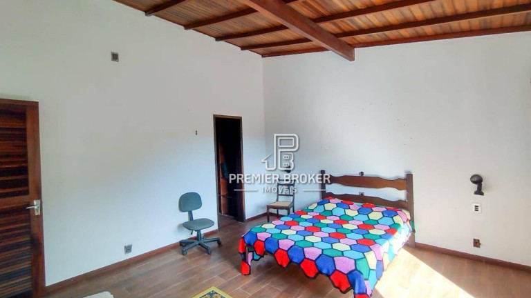 Imagem Casa com 4 Quartos à Venda, 249 m² em Colônia Alpina - Teresópolis
