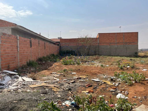 Imagem Terreno à Venda, 250 m² em Jardim Milenium - Pirassununga Imagem Terreno à Venda, 250 m² em Jardim Milenium - Pirassununga
