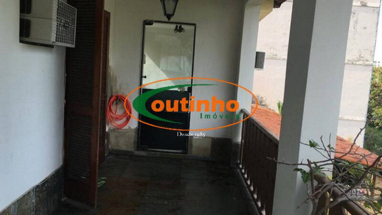 Imagem Casa com 4 Quartos à Venda, 575 m² em Grajaú - Rio De Janeiro Imagem Casa com 4 Quartos à Venda, 575 m² em Grajaú - Rio De Janeiro