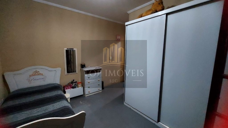 Imagem Casa com 3 Quartos à Venda, 275 m² em Jardim Portugal - São José Dos Campos Imagem Casa com 3 Quartos à Venda, 275 m² em Jardim Portugal - São José Dos Campos