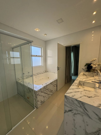 Imagem Apartamento com 4 Quartos à Venda, 210 m² em Meia Praia - Itapema