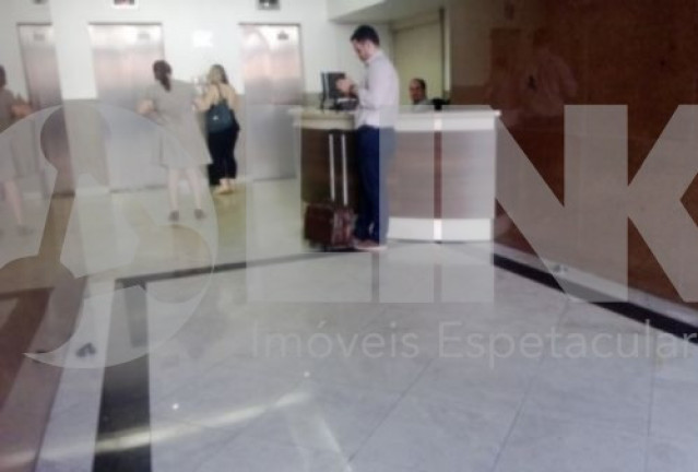 Imagem Imóvel Comercial à Venda, 35 m² em Centro Histórico - Porto Alegre Imagem Imóvel Comercial à Venda, 35 m² em Centro Histórico - Porto Alegre