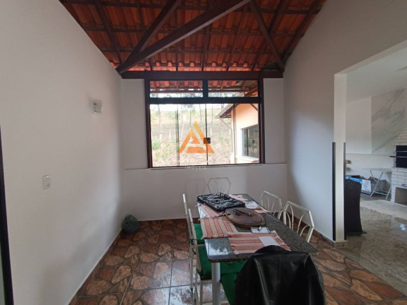 Imagem Casa com 3 Quartos à Venda, 140 m²