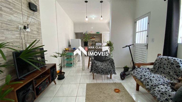 Imagem Casa com 2 Quartos à Venda, 63 m² em Agenor De Campos - Mongaguá