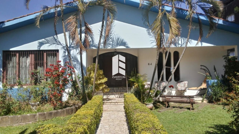 Imagem Casa com 6 Quartos à Venda, 460 m² em Noal - Santa Maria