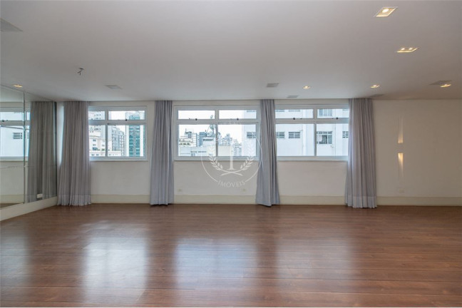 Imagem Apartamento com 2 Quartos à Venda, 180 m² em Cerqueira César - São Paulo