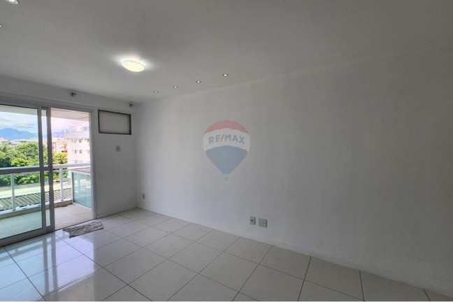 Imagem Apartamento com 4 Quartos à Venda, 97 m² em Freguesia - Rio De Janeiro