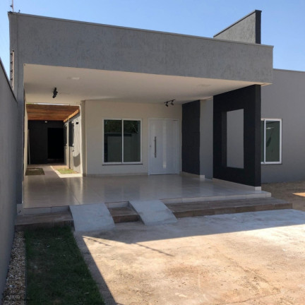 Imagem Casa com 3 Quartos à Venda, 300 m² em Vila Verde - Cacoal Imagem Casa com 3 Quartos à Venda, 300 m² em Vila Verde - Cacoal