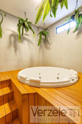 Imagem Apartamento com 3 Quartos à Venda, 130 m² em Pioneiros - Balneário Camboriú Imagem Apartamento com 3 Quartos à Venda, 130 m² em Pioneiros - Balneário Camboriú