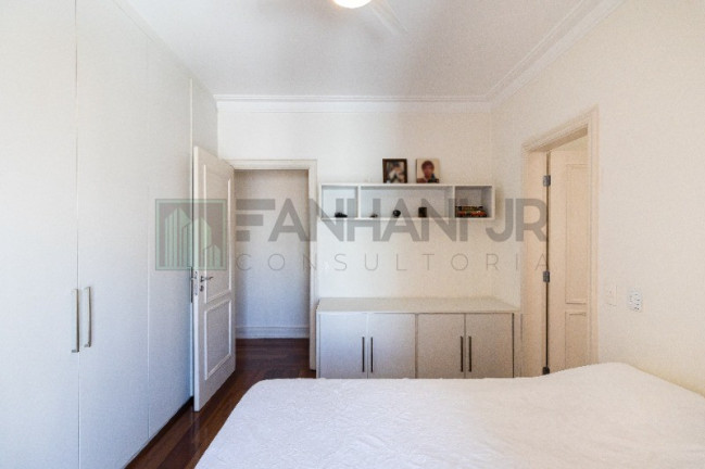 Imagem Imóvel com 3 Quartos à Venda, 261 m² em Itaim Bibi - São Paulo Imagem Imóvel com 3 Quartos à Venda, 261 m² em Itaim Bibi - São Paulo