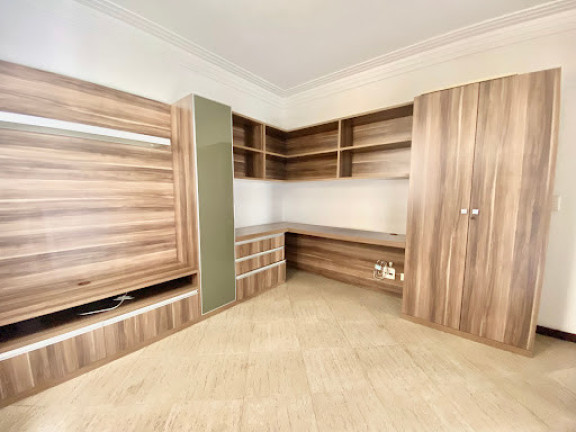 Imagem Apartamento com 5 Quartos à Venda, 225 m² em Pitangueiras - Guarujá Imagem Apartamento com 5 Quartos à Venda, 225 m² em Pitangueiras - Guarujá