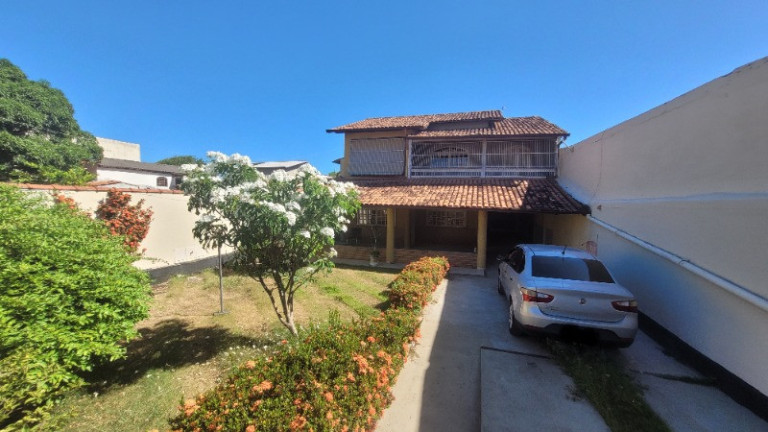 Imagem Casa com 3 Quartos à Venda, 250 m² em Das Laranjeiras - Serra Imagem Casa com 3 Quartos à Venda, 250 m² em Das Laranjeiras - Serra