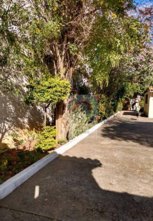 Imagem Casa com 3 Quartos à Venda, 350 m² em Vila Jaboticabeira - Taubaté