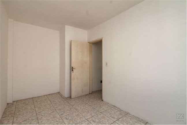 Imagem Imóvel com 1 Quarto à Venda, em Vila Nova - Porto Alegre Imagem Imóvel com 1 Quarto à Venda, em Vila Nova - Porto Alegre