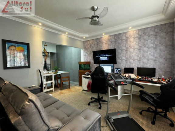 Casa com 2 Quartos à Venda, 73 m² em Real - Praia Grande