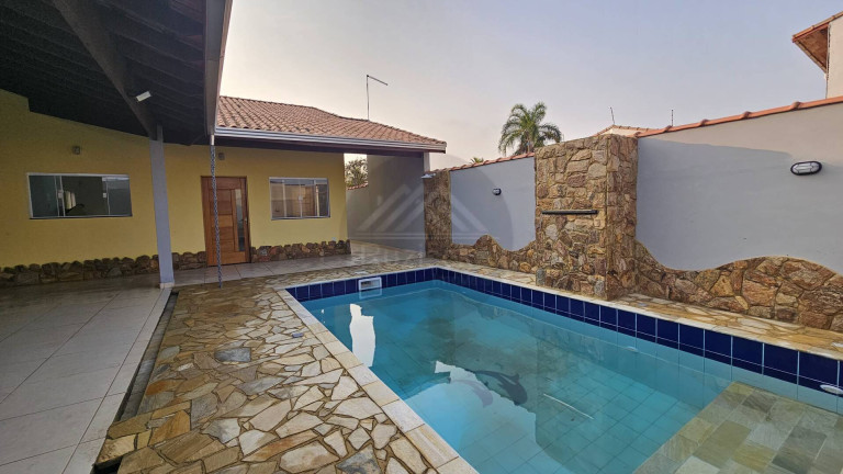 Imagem Casa com 3 Quartos à Venda, 260 m² em Balneario Gaivotas - Itanhaém Imagem Casa com 3 Quartos à Venda, 260 m² em Balneario Gaivotas - Itanhaém