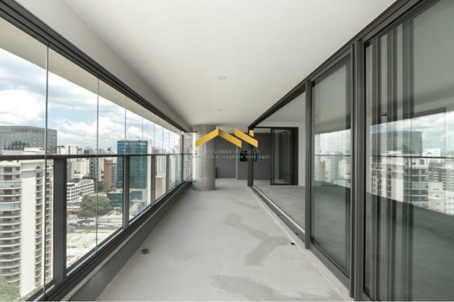 Apartamento com 4 Quartos à Venda, 211 m² em Campo Belo - São Paulo