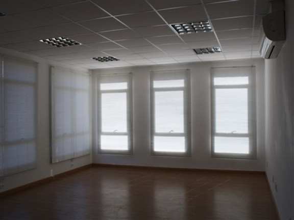 Sala Comercial para Alugar, 90 m² em Bairro Inválido - Cidade Inexistente