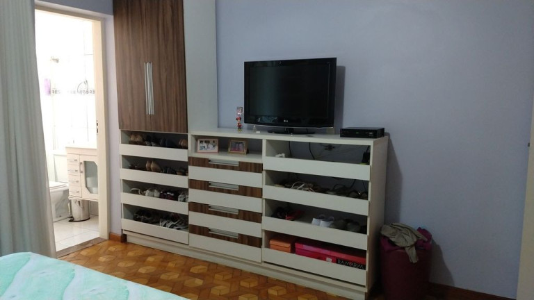 Imagem Sobrado com 3 Quartos à Venda, 160 m² em Vila Curuçá - Santo André