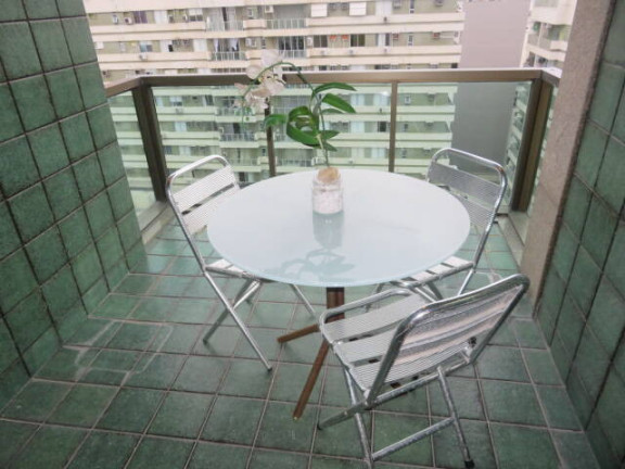Imagem Apartamento com 2 Quartos à Venda, em Ipanema - Rio De Janeiro Imagem Apartamento com 2 Quartos à Venda, em Ipanema - Rio De Janeiro