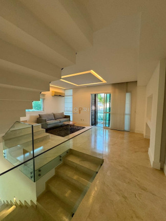 Imagem Casa de Condomínio com 5 Quartos à Venda, 612 m² em Barra Da Tijuca - Rio De Janeiro Imagem Casa de Condomínio com 5 Quartos à Venda, 612 m² em Barra Da Tijuca - Rio De Janeiro