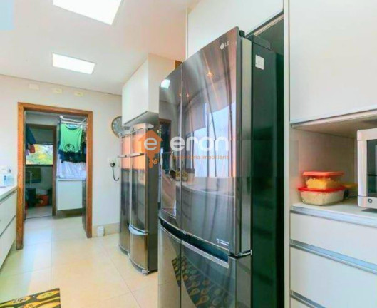 Imagem Apartamento com 3 Quartos à Venda, 260 m² Imagem Apartamento com 3 Quartos à Venda, 260 m²