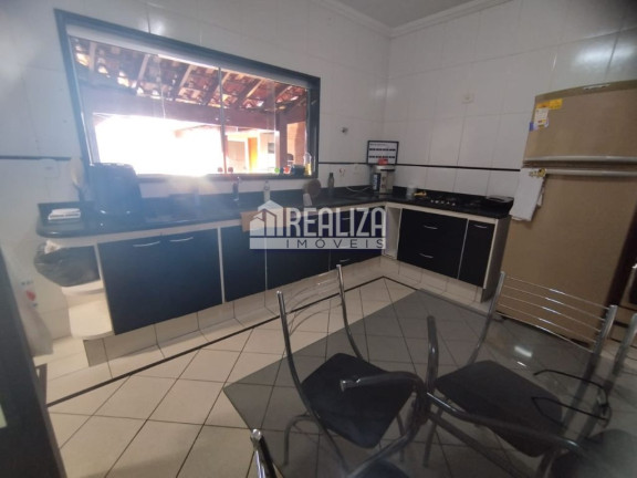 Imagem Casa com 3 Quartos à Venda, 250 m² em Jardim Elza Amuí Ii - Uberaba