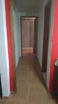 Imagem Casa com 2 Quartos à Venda, 180 m² em Cajuru - Curitiba Imagem Casa com 2 Quartos à Venda, 180 m² em Cajuru - Curitiba