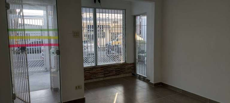 Imagem Casa para Alugar, 200 m² em Vila Gilda - Santo André Imagem Casa para Alugar, 200 m² em Vila Gilda - Santo André