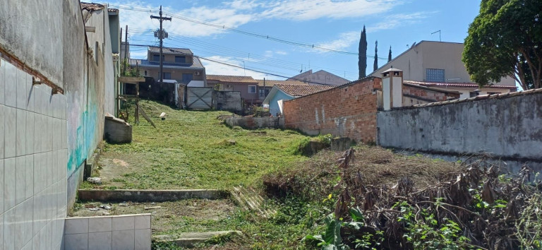 Imagem Terreno à Venda, em Xaxim - Curitiba Imagem Terreno à Venda, em Xaxim - Curitiba