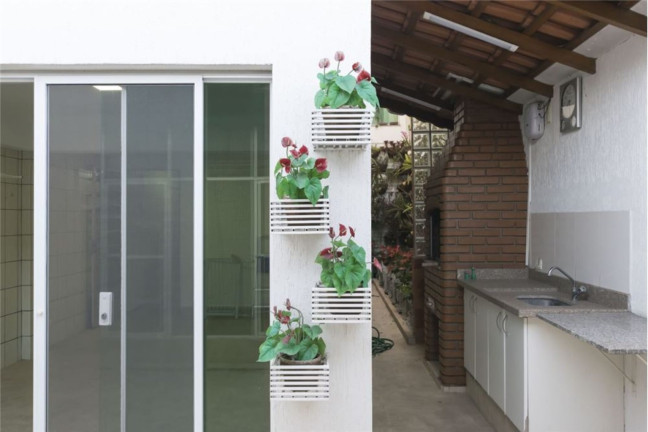 Imagem Casa com 3 Quartos à Venda, em Cambuci - São Paulo Imagem Casa com 3 Quartos à Venda, em Cambuci - São Paulo