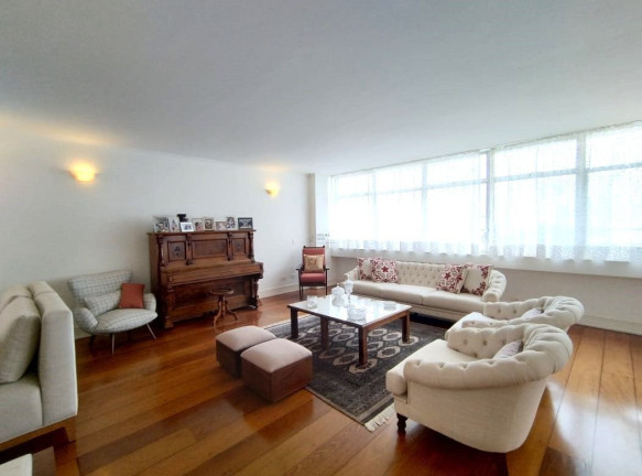 Imagem Apartamento com 3 Quartos à Venda, 226 m² em Itaim Bibi - São Paulo