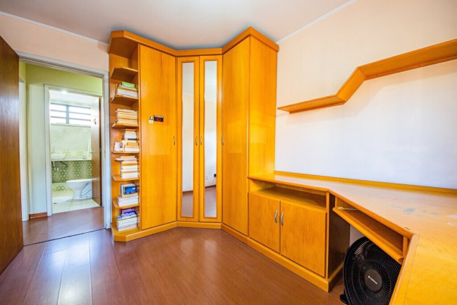 Imagem Casa com 3 Quartos à Venda, 122 m² em Cristo Redentor - Porto Alegre Imagem Casa com 3 Quartos à Venda, 122 m² em Cristo Redentor - Porto Alegre