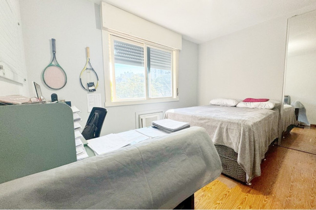 Imagem Apartamento com 2 Quartos à Venda, 74 m² em Jardim Botânico - Porto Alegre