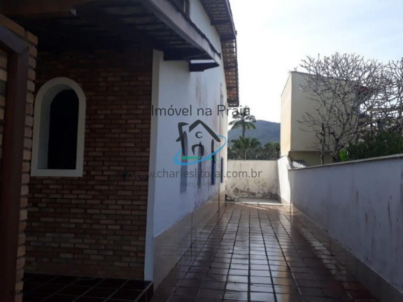 Imagem Casa com 4 Quartos à Venda, 200 m² em Praia Da Lagoinha - Ubatuba
