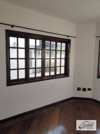Imagem Casa com 8 Quartos à Venda ou Locação, 270 m² em Jardim Fontana - Cotia
