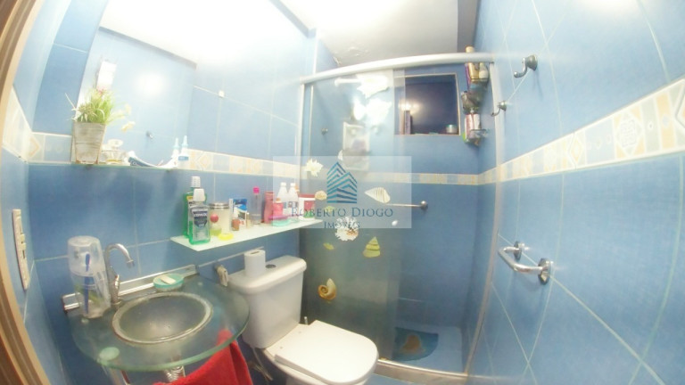 Imagem Imóvel com 2 Quartos à Venda, 50 m² em Camorim - Rio De Janeiro Imagem Imóvel com 2 Quartos à Venda, 50 m² em Camorim - Rio De Janeiro