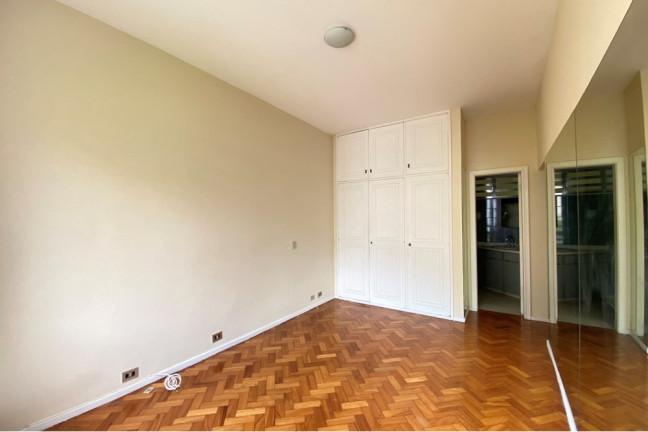 Imagem Apartamento com 3 Quartos à Venda, 136 m² em Copacabana - Rio De Janeiro
