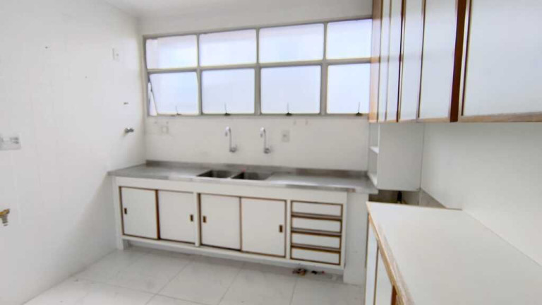 Imagem Imóvel com 4 Quartos à Venda, 172 m² em Itaim Bibi - São Paulo Imagem Imóvel com 4 Quartos à Venda, 172 m² em Itaim Bibi - São Paulo