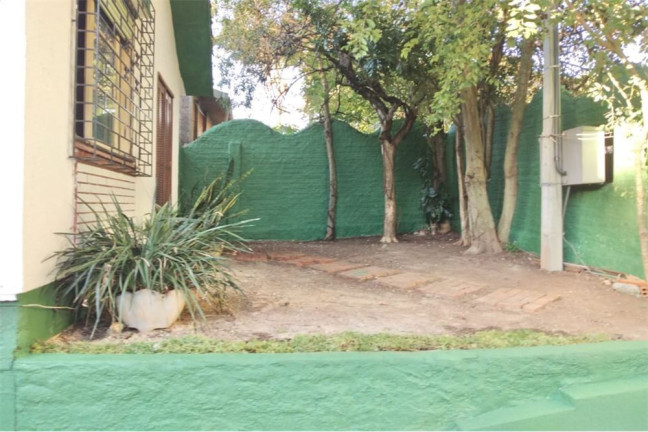 Imagem Casa com 5 Quartos à Venda, em Santa Tereza - Porto Alegre Imagem Casa com 5 Quartos à Venda, em Santa Tereza - Porto Alegre