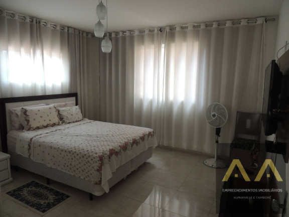 Imagem Casa com 4 Quartos à Venda, 330 m² em Alphaville - Santana De Parnaíba Imagem Casa com 4 Quartos à Venda, 330 m² em Alphaville - Santana De Parnaíba