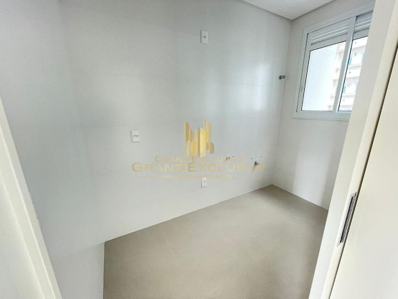 Imagem Apartamento com 3 Quartos à Venda, 121 m² em Centro - Balneário Camboriú Imagem Apartamento com 3 Quartos à Venda, 121 m² em Centro - Balneário Camboriú