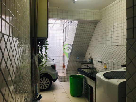 Imagem Casa com 3 Quartos à Venda, 163 m² em Marapé - Santos