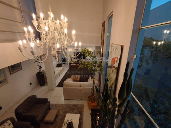 Imagem Casa com 3 Quartos à Venda, 270 m² em Centro - Botucatu